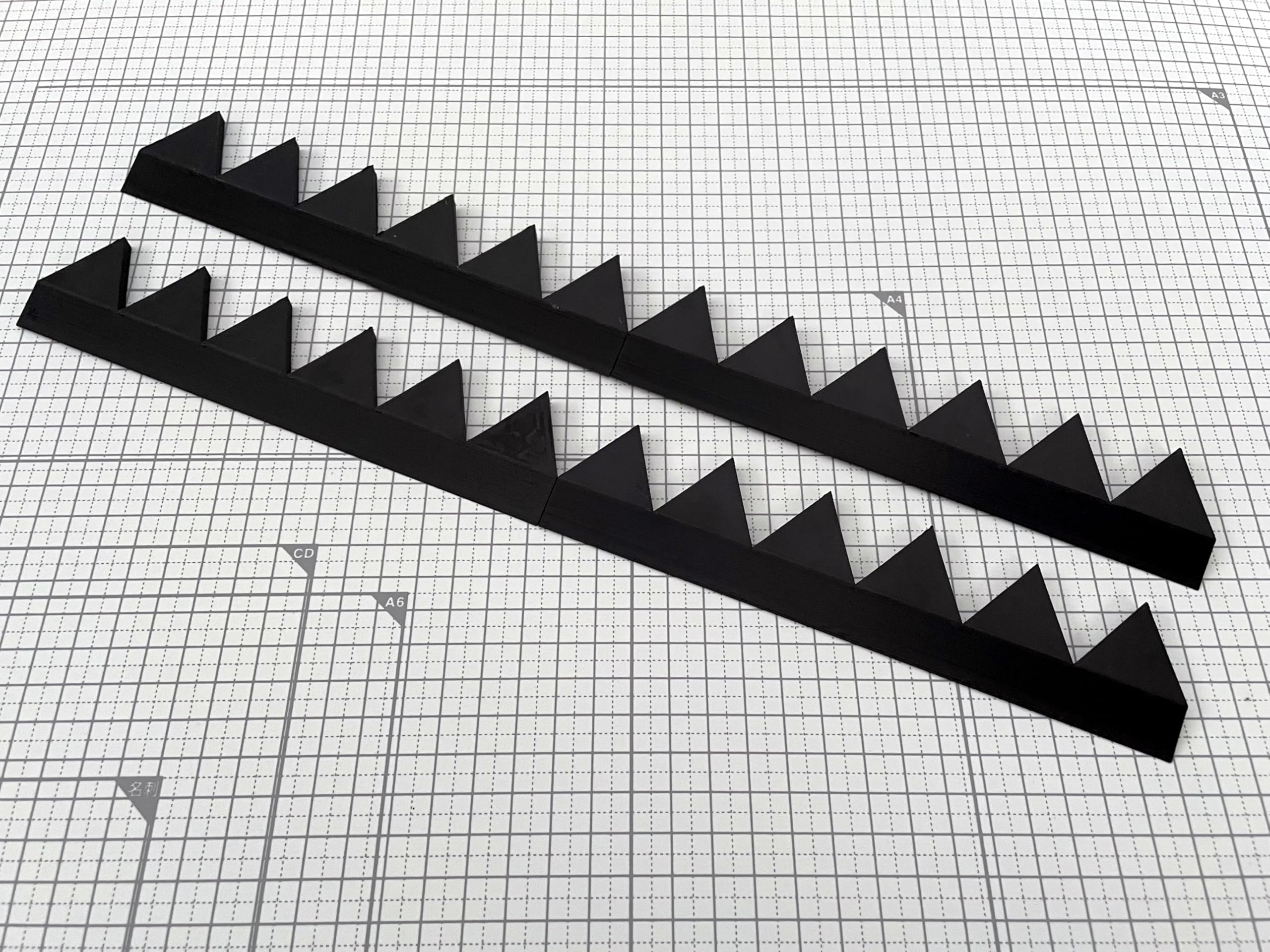 Amazon.co.jp: シェブロン形状 空力デバイス ABS製 連結可能タイプ (6